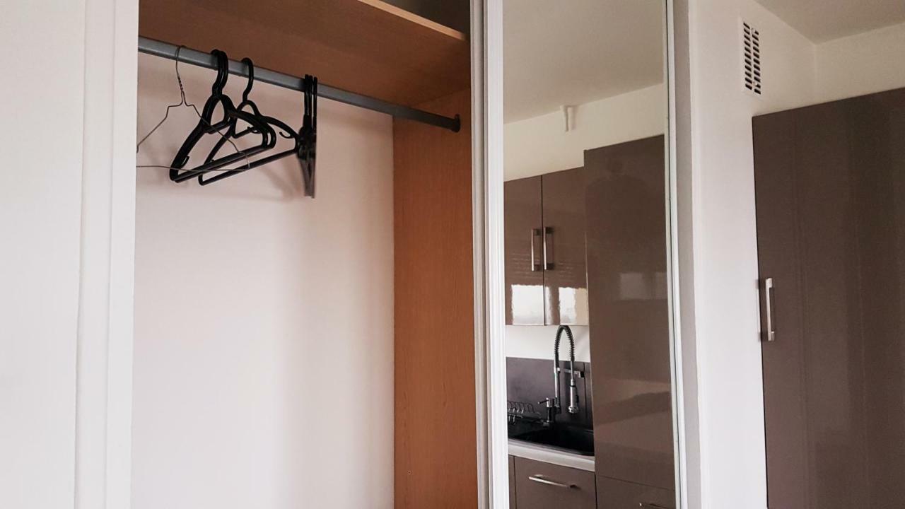 Sw Cosy Apart - Paris Le Bourget Roissy Cdg Bagian luar foto